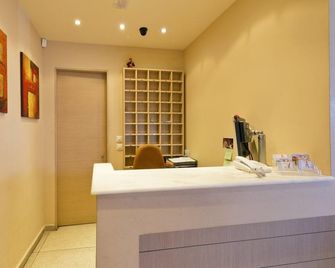 Amaryllis Hotel - Rhodes - Front desk