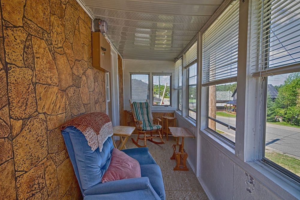 South Algonquincottagefamiliescouples - Whitney - شرفة