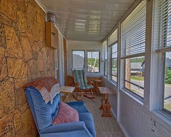 South Algonquincottagefamiliescouples - Whitney - شرفة