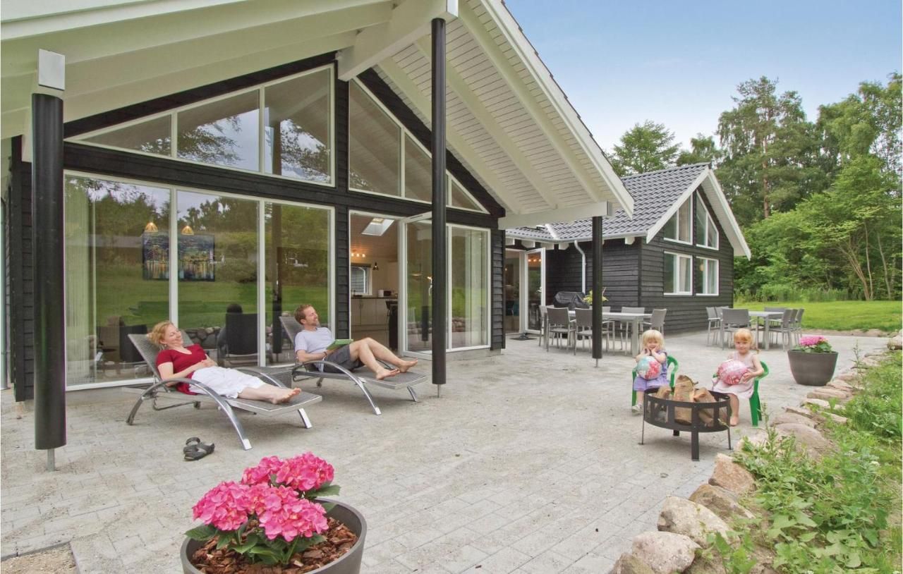 Lovely home in Hornbæk with sauna – Fredensborg