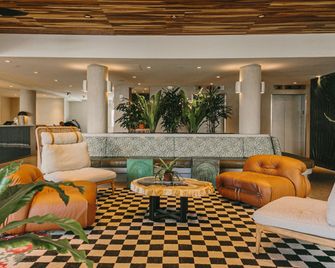 Wayfinder Waikiki - הונולולו - טרקלין