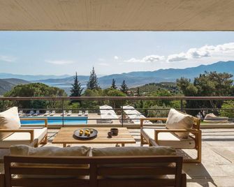 Amalia Hotel Delphi - Delphi - Balcony