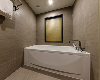 Hound Hotel Pyeongtaek Songtan - Pyeongtaek
