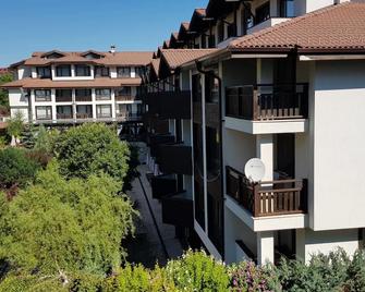 Edelweiss Inn Aparthotel - Bansko