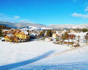 Hotel Vescovi - Asiago - Vista del exterior