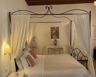 Residenza Corte Antica B&B - Venice - Bedroom