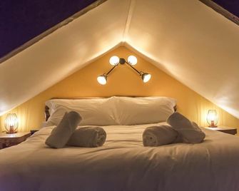 Fern Cottage - Luxurious 1 Bedroom - Blossom Farm - Johnston - Camera da letto