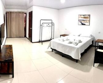 Airport Sjo5 Min -Marianas Apartments - Alajuela