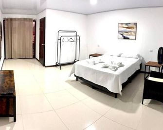 Airport Sjo5 Min -Marianas Apartments - Alajuela