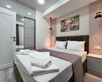 Lovely 1 bedroom apt in the historic city center ! - Ereván - Habitación
