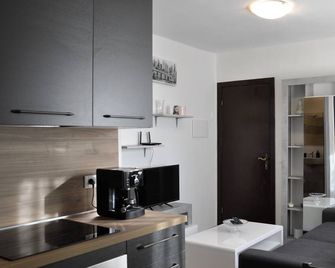 Elena House - Mareri apartments - Villa Faraldi - Kitchen
