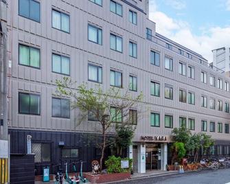 بيزنس هوتل كاجا - أوساكا - مبنى