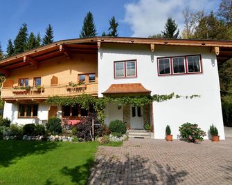 Haus Alpenrose - Scheffau am Wilden Kaiser - Будівля