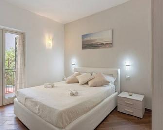 Casa Vacanza Relais Sofia - Vico Equense - Bedroom
