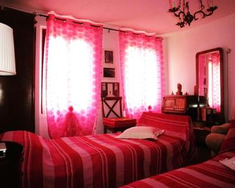 B&B Al Samaron - Belluno - Schlafzimmer