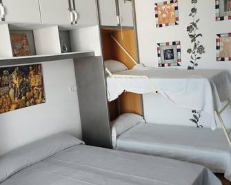 Loft Salou Beach I - 拉皮內達 - 臥室