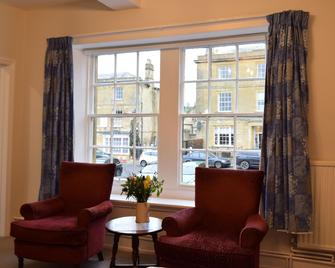 The Noel Arms Hotel - Chipping Campden - Sala de estar