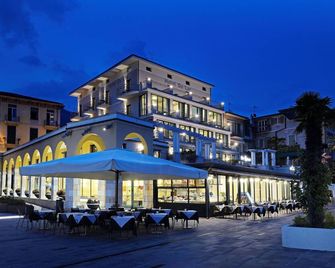 Hotel Du Lac Gardone Riviera - Gardone Riviera - Toà nhà
