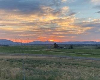 Ruby Valley Retreat - Whitehall