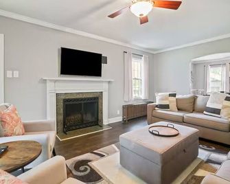 The Franklin Suite- Near Jennings Sports Complex - Lewis Center - Sala de estar