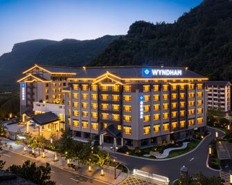 Wyndham Zhangjiajie Wulingyuan - Zhangjiajie - Gebäude