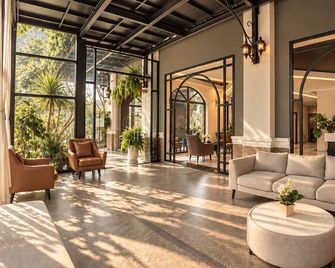 Stillus Boutique Hotel Dalat - Dalat - Lobby