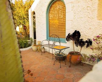 Casita de las Brisas - Steps to the beach, the bay and Second Street - Long Beach - Pati