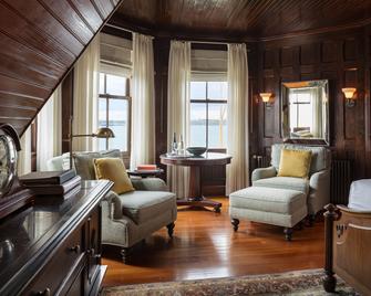 Castle Hill Inn - Newport - Living room