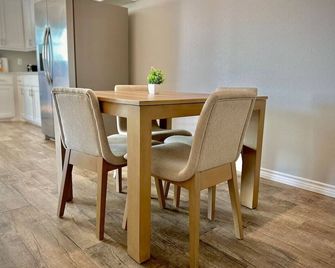 A plus for workers family byChoctaw LongStayDiscount - Durant - Dining room