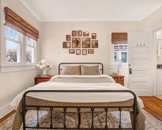 The Gem on 8th Ave - sleeps 7, pet friendly! - Twin Falls - Bedroom