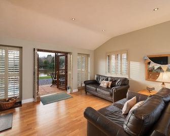 Heron Lodge, Hot Tub, Woodburner - Exeter - Salon