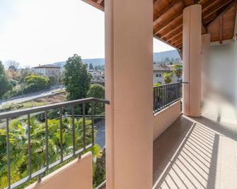 Hotel Della Torre - Stresa - Balcón
