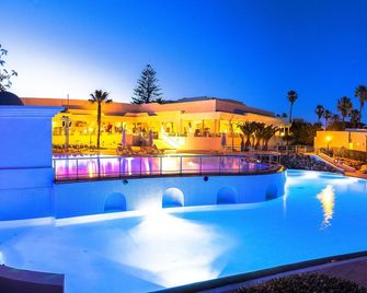 Delfino Beach Resort & Spa - Nabeul - Pool