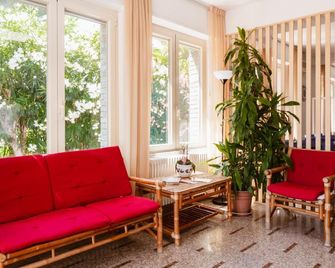 Hotel Villa Del Mare - Senigallia - Sala de estar