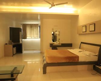 The Byke Embassy - Surat - Surat - Bedroom