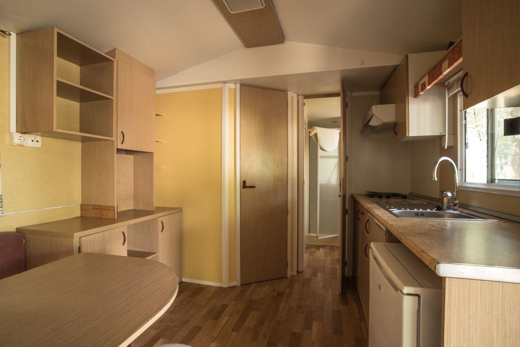 كامبينج أل بوسكو - غرادو - مطبخ