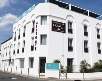 Frégate New Hôtel - Canet-en-Roussillon - Building