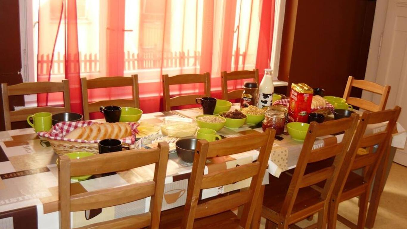 Boomerang Hostel