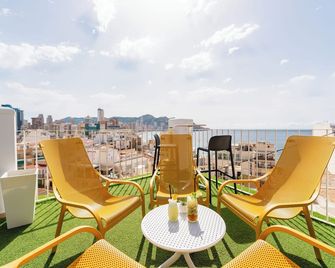 Hotel Queens - Adults Only - Benidorm - Balcón