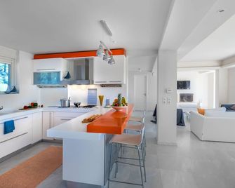 Legrena Beach Villa - Sounion - Cocina