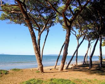 Beautiful Apartment In Piombino - Piombino - Spiaggia
