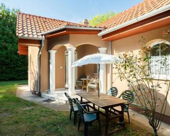 Capella by Interhome - Balatonőszöd - Patio