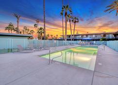 Intimate well appointed Studio w Pool - Scottsdale - Pool