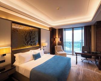Star Lake Hotel International - Zhaoqing - Bedroom