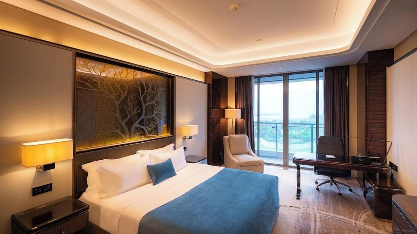 Star Lake Hotel International