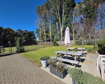 Bethlehem Motor Inn and Conference Centre - טאורנגה - פטיו