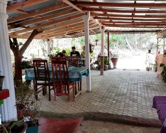 Anura Homestay - סיגיריאה