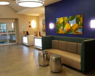 Holiday Inn Express & Suites Pearland By IHG - Pearland - Sala de estar