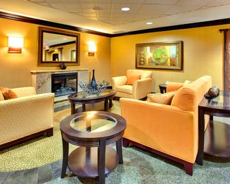 Holiday Inn Express San Diego - La Mesa - La Mesa - Living room