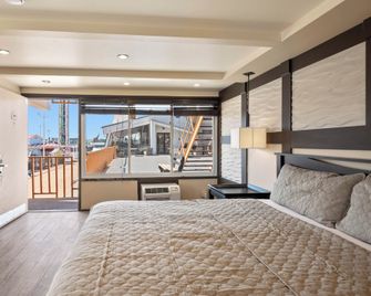 Aztec Ocean Resort - Seaside Heights